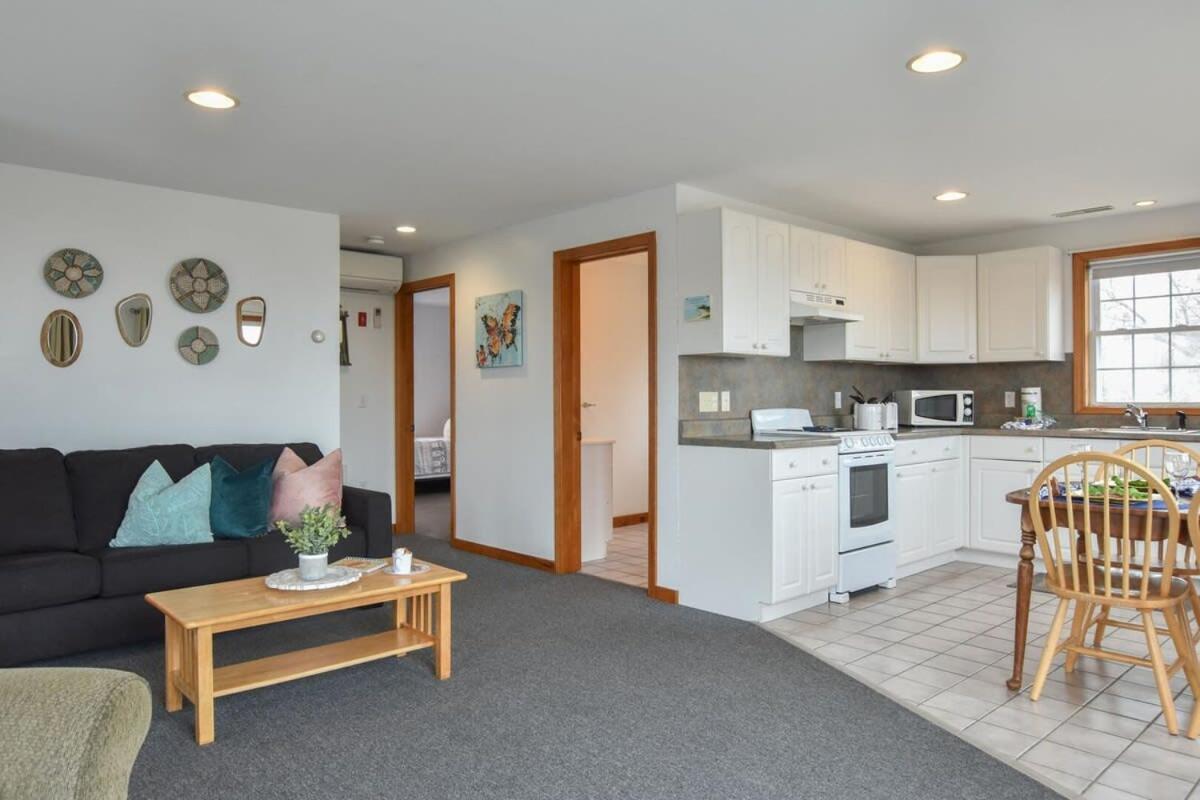 12216 - Beautiful Views Of Cape Cod Bay Access To Private Beach Easy Access To P-Town Truro Ngoại thất bức ảnh