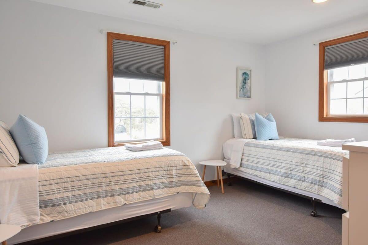 12216 - Beautiful Views Of Cape Cod Bay Access To Private Beach Easy Access To P-Town Truro Ngoại thất bức ảnh